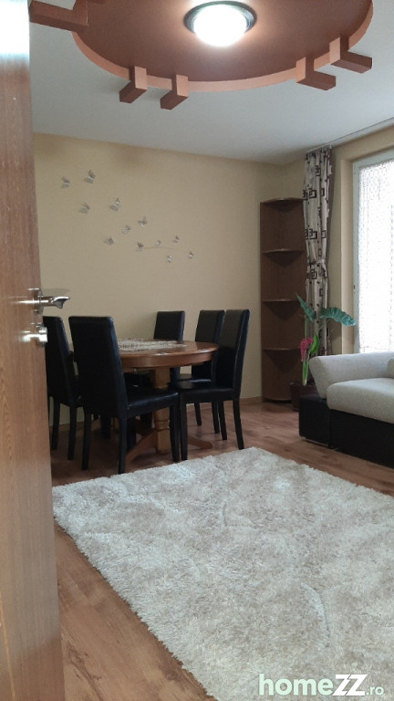 Apartament 3 camere Central