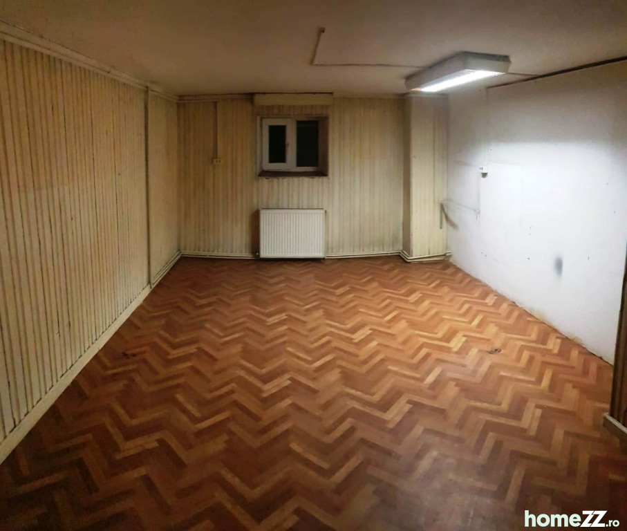 Spatiu Fratelia - Demisol - 4 Camere - Centrala - Parcare!