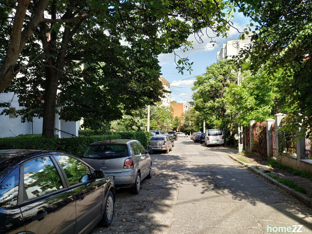 Apartament cu 4 camere, Oancea-Tatarasi.