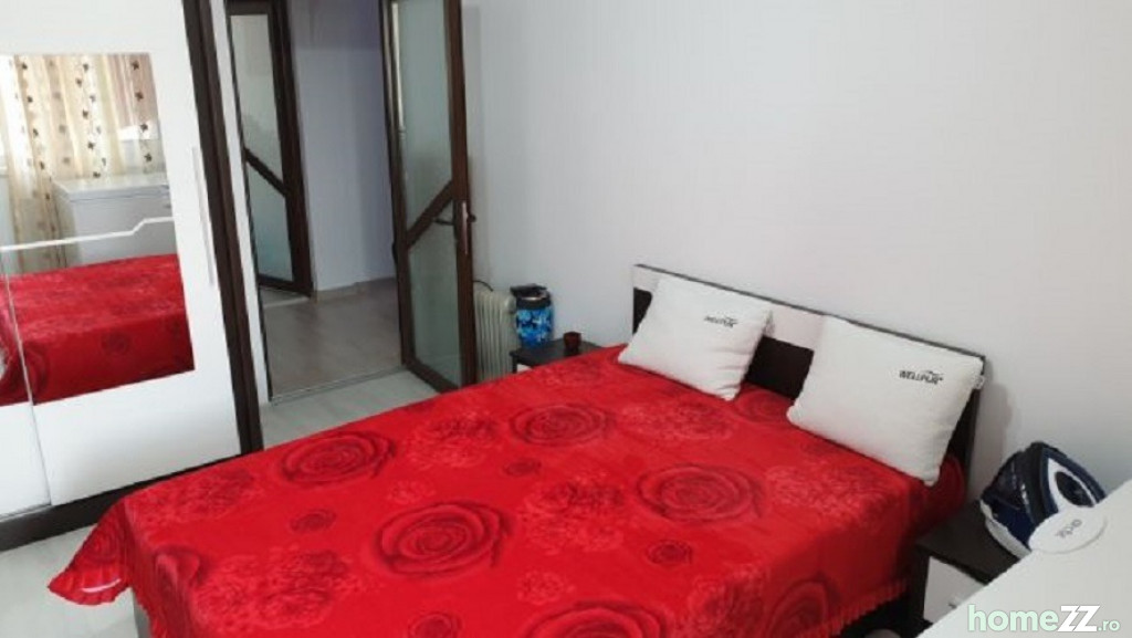 Apartament 4 camere, Micro 17