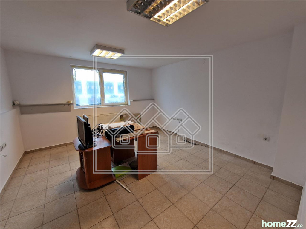 Spaţiu comercial, Piata Cluj