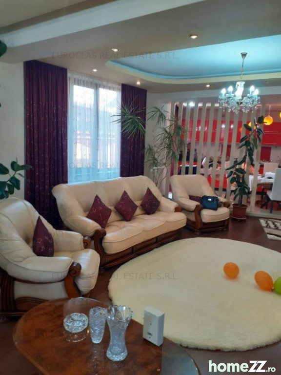 Casă - Vilă 5+ camere, Elvila