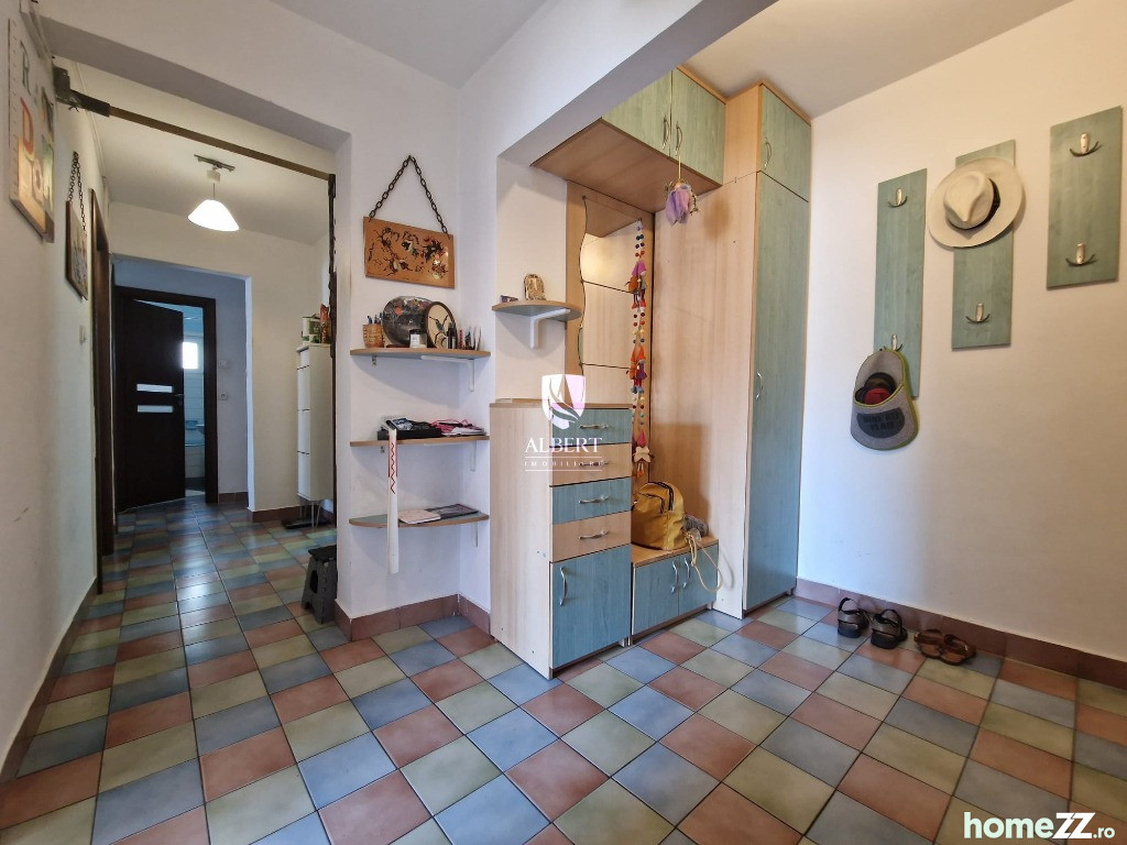 Apartament 4 camere, Cantacuzino