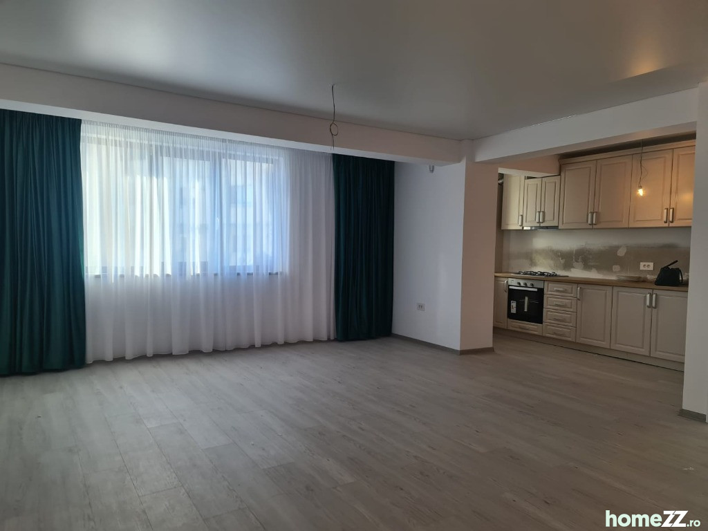 Apartament 3 camere, Micro 17