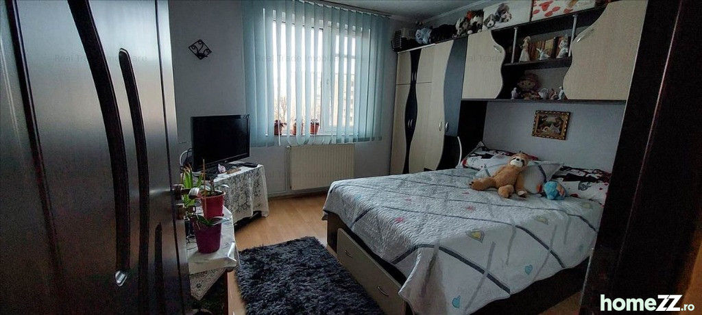 Apartament 3 camere, Vlahuta