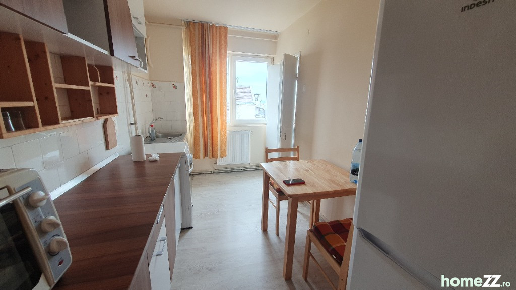 Apartament 2 camere, Intim