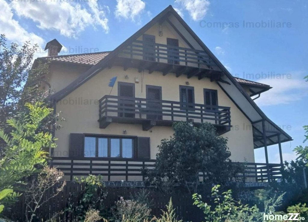Casă - Vilă 5+ camere, Ciritei