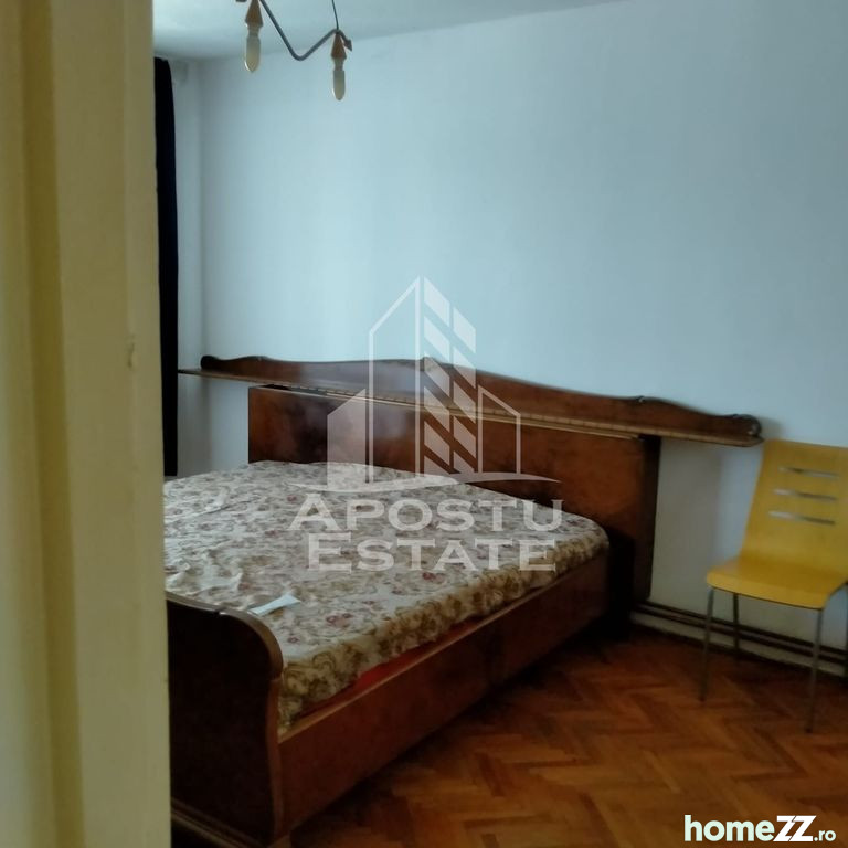 Apartament 3 camere, Medicina