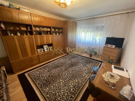 Apartament 2 camere, decomandat, Tolstoi