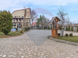 Pensiune cu 10 camere de vanzare in Ghermanesti - Snagov