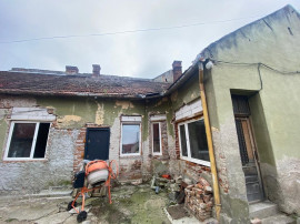 CASA 3 CAMERE - ZONA PIAȚA MICĂ