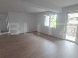 Apartament finisat, finisaje noi, semidecomandat, 3 camere
