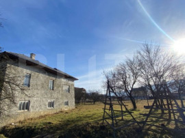 Casa de v&acirc;nzare &icirc;n Bistrița-Bargaului cu 30 arii teren