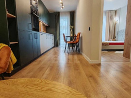 Apartament 3 camere zona Eroilor