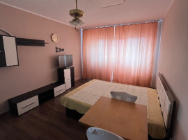 Apartament 3 camere confort 1 Calarasi IV etaj 8/8 cu Pod,Liber.