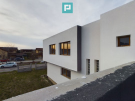 Vilă la gri &icirc;n Via Carmina