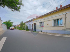 Spațiu ultracentral &icirc;n Oradea, 171 mp, clinică sau bir...