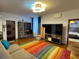 Apartament cu 4 camere, 150 mp, in Centrul Istoric al Brasov