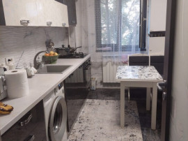 Apartament 3 camere Calea Calarasilor/Viziru