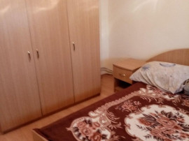 1 camera in zona Soarelui