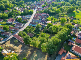 FILM! Peste 1.500mp teren intravilan, zona de case, acces fa