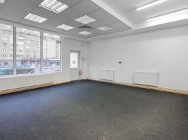 Spatiu comercial cu vizbilitate mare