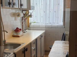 Apartament 3 camere, 53 mp, zona Spitalul Judetean