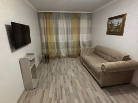 Oferim spre inchiriere garsoniera in zona Mihai Bravu