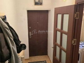 Piata Salajan, garsoniera parter bloc, intrare separata !