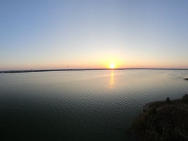 APARTAMENT 3 CAMERE VEDERE LA LAC SAU GARSONIERA SI 2 CAM...