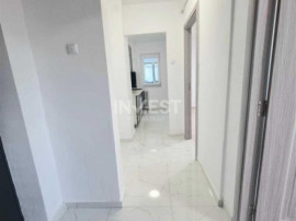 Apartament 2 camere-decomandat-etaj intermediar