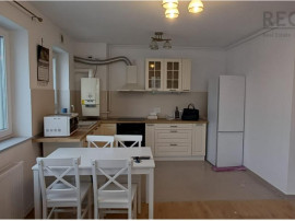 Apartament modern cu boxa si parcare Kasper Coresi