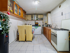 Casă 4 camere tramvai Progresul