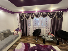 Vand Apartament 4 camere, 2 bai, 100 mp, zona Pipirig