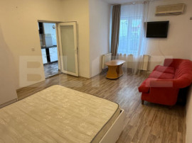 Garsoniera - ultracentral - zona linistita