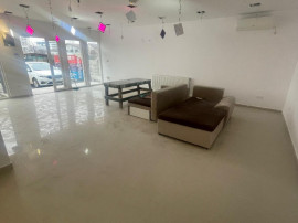 Spatiu comercial |3 locuri de parcare incluse in pret