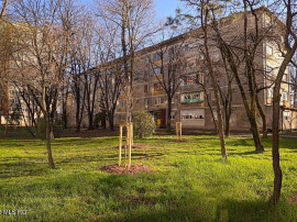 Circumvalatiunii - Gheorghe Lazar - 4 Camere, Etaj 3, 2 B...