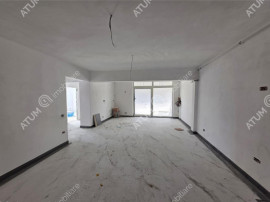 Apartament cu 3 camere si balcon in zona Calea Surii Mici di