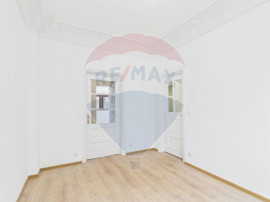 Apartament cu 2 camere de v&acirc;nzare &icirc;n zona Stirbei Voda