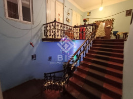 Casă istorică unică de v&acirc;nzare &ndash; Piața Centrală