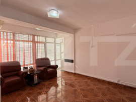 Spațiu comercial P + E + M, 308 mp utili, zona Medicina Vec