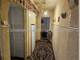 Apartament 3 camere zona KM 4-5