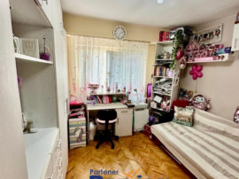 Apartament 2 camere, zona excelenta, aproape de centru.