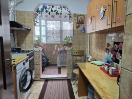 Apartament 2 camere zona Titan decomandat etaj 1