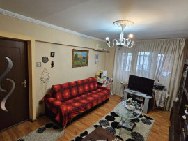 Blv BUCURESTI - decomandat |57 mp utili | Vedere bulevard