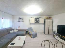 Apartament 3 camere, decomandat, 79 mp, complet renovat, Ast
