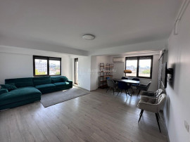 3 camere semidecomandat - 220 mp - terasa proprie 106 mp - I