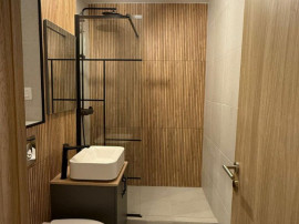 Apartament 2 camere zona TRACTORUL