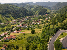 FILM!View superb catre munti,teren pretabil constructie Hote