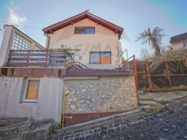 PODUL LUI GRID 13 | APARTAMENT LA CASĂ | 4 CAMERE | 2 B?...